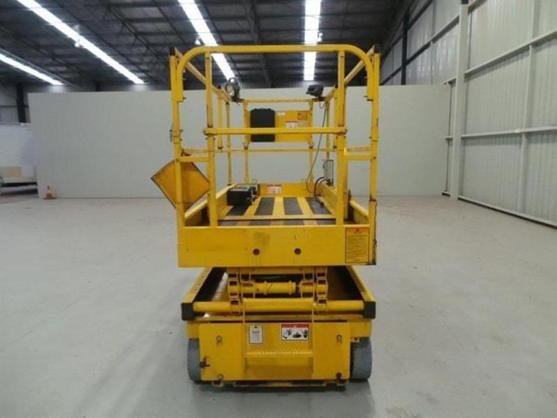 2003 HAULOTTE COMPACT 8W SCISSOR LIFT