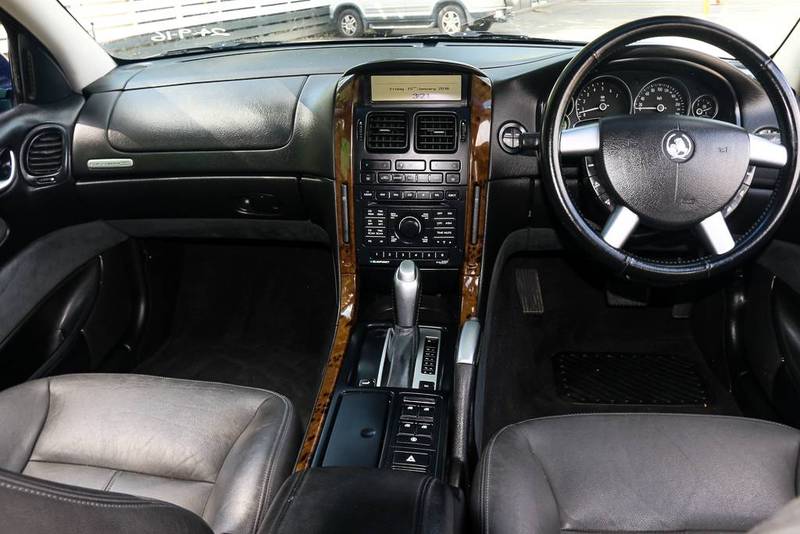 2004 HOLDEN STATESMAN V8 WK