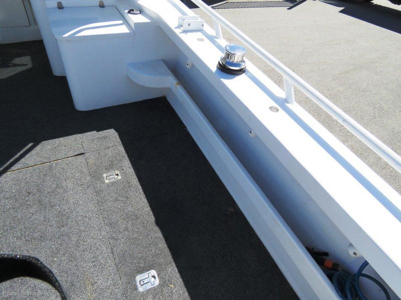 Trailcraft 8m HARDTOP TWIN MRECURY 4 STROKE, GREAT DECK SPACE