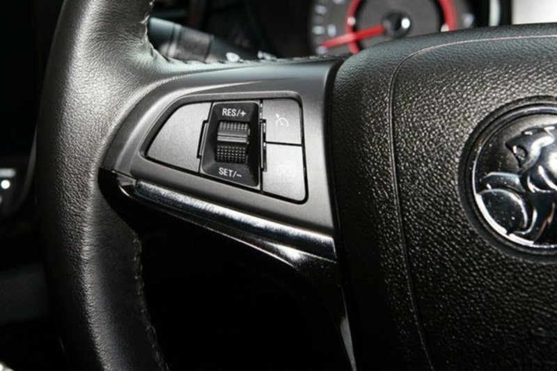 2015 HOLDEN UTE SV6 STORM VF MY15