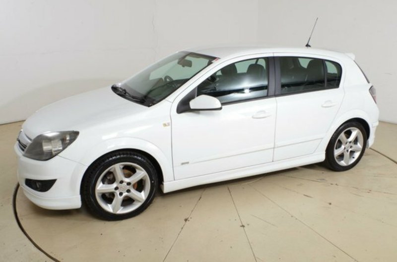 2010 HOLDEN ASTRA SRi AH MY09