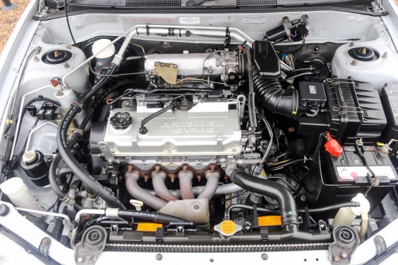 2000 MITSUBISHI LANCER GLXi CE