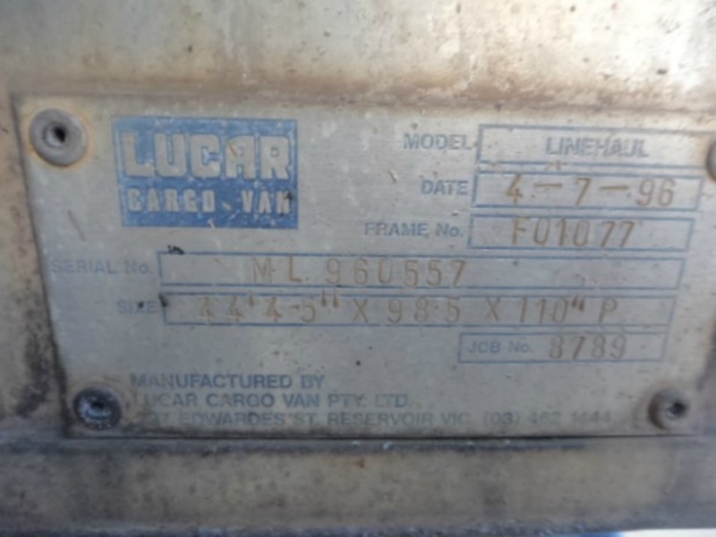 1996 Lucar Refrigerated Van Semi Trailer