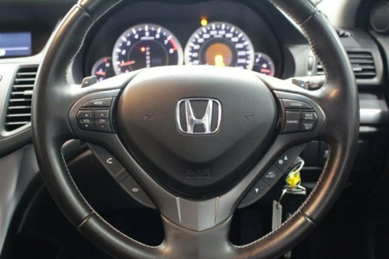 2011 HONDA ACCORD EURO LUXURY 10 MY12