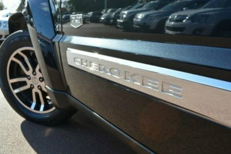 2011 JEEP CHEROKEE Limited 70th Anniversary KK MY11
