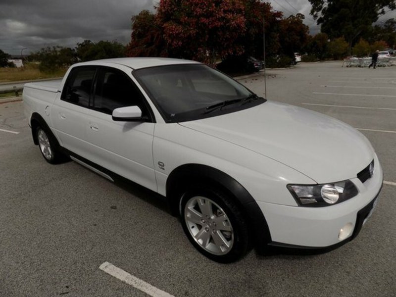2004 HOLDEN CREWMAN CROSS 8 VYII