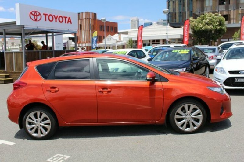 2014 TOYOTA COROLLA LEVIN SX ZRE182R