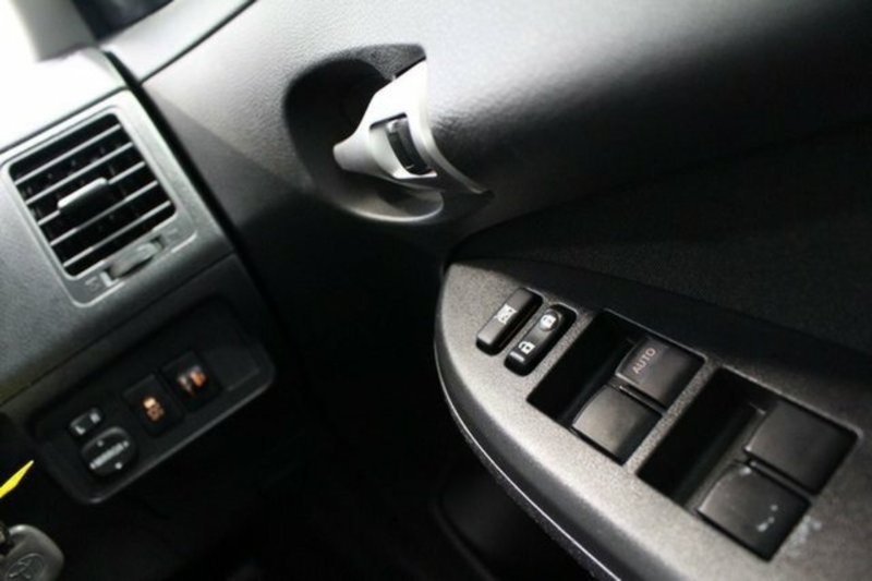 2012 TOYOTA COROLLA ASCENT ZRE152R MY11