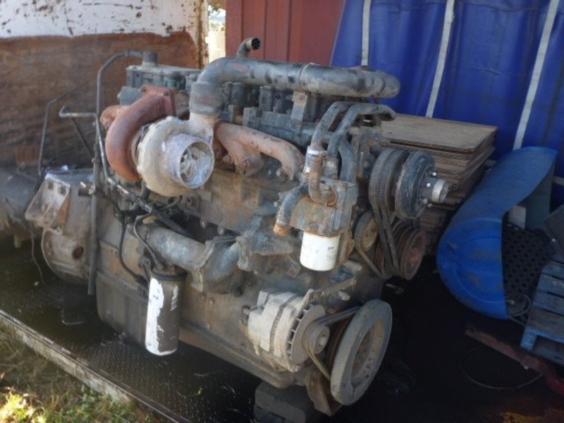 Cummins 400 Big Cam Engine