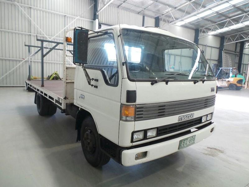 MAZDA T3500