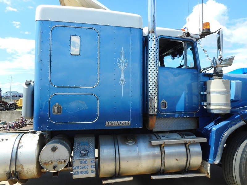 1983 KENWORTH C500 Kenworth C500 Prime Mover C500 Truck