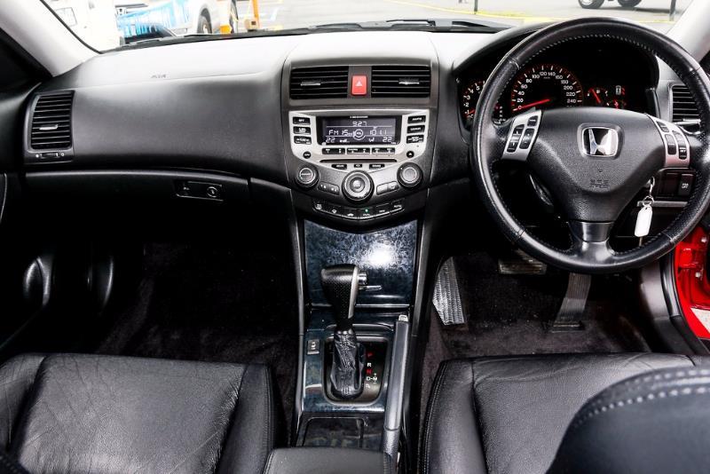 2005 HONDA Accord Euro Luxury CL