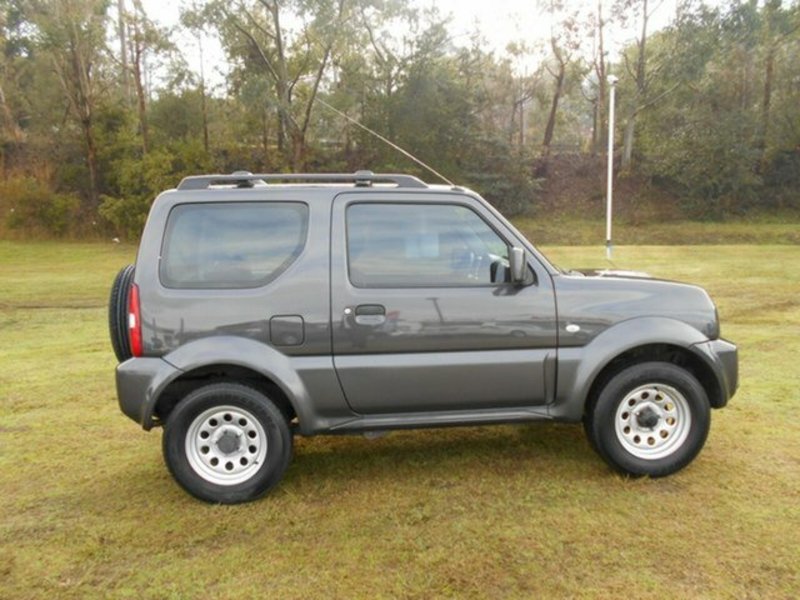 2012 SUZUKI JIMNY SIERRA (4x4)