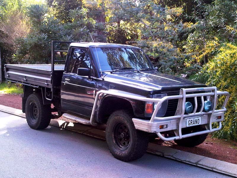 1990 FORD MAVERICK (4x4)