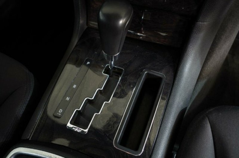2012 CHRYSLER 300 LIMITED MY12
