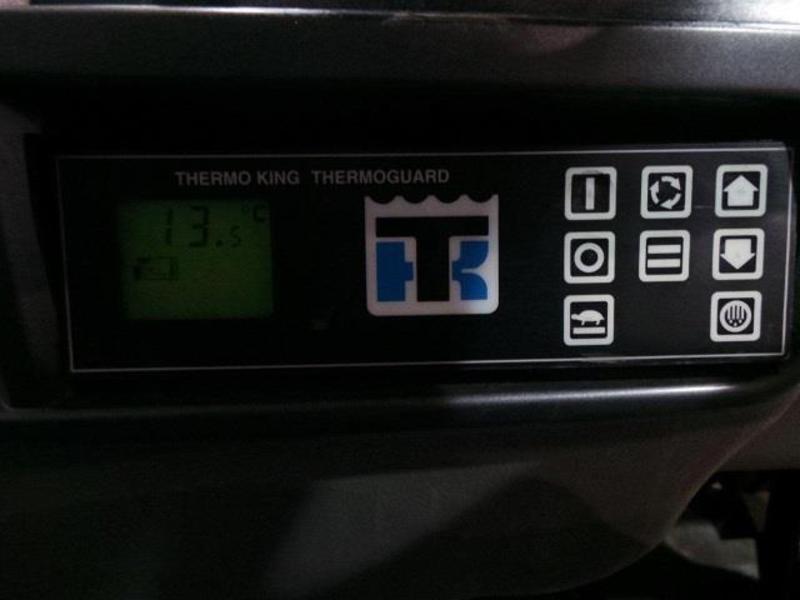 2004 MITSUBISHI FIGHTER FRIDGE TRUCK