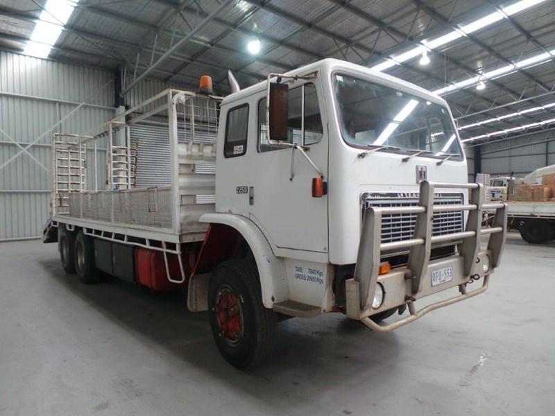 1981 INTERNATIONAL ACCO 2250