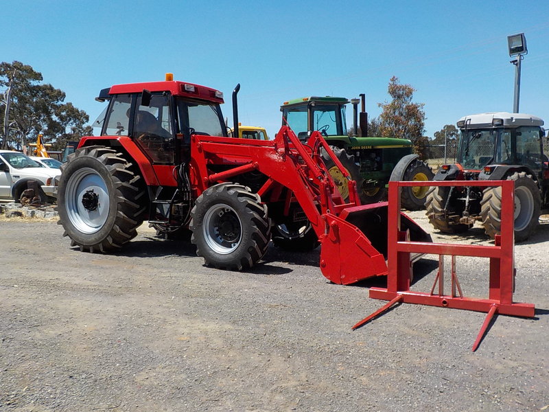 CASE IH 5130 FEL JJ82