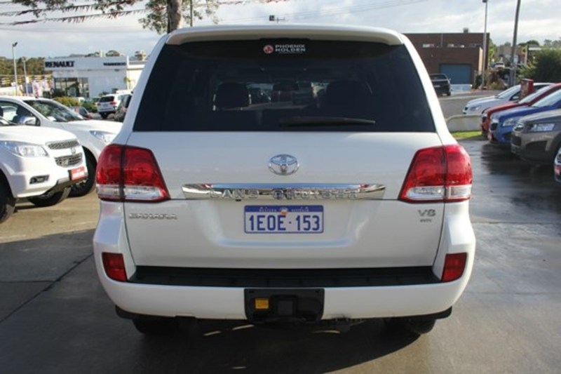 2011 TOYOTA LANDCRUISER SAHARA UZJ200R MY10