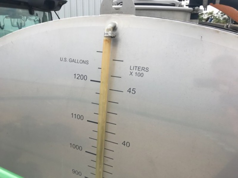 JOHN DEERE 4930 Sprayer