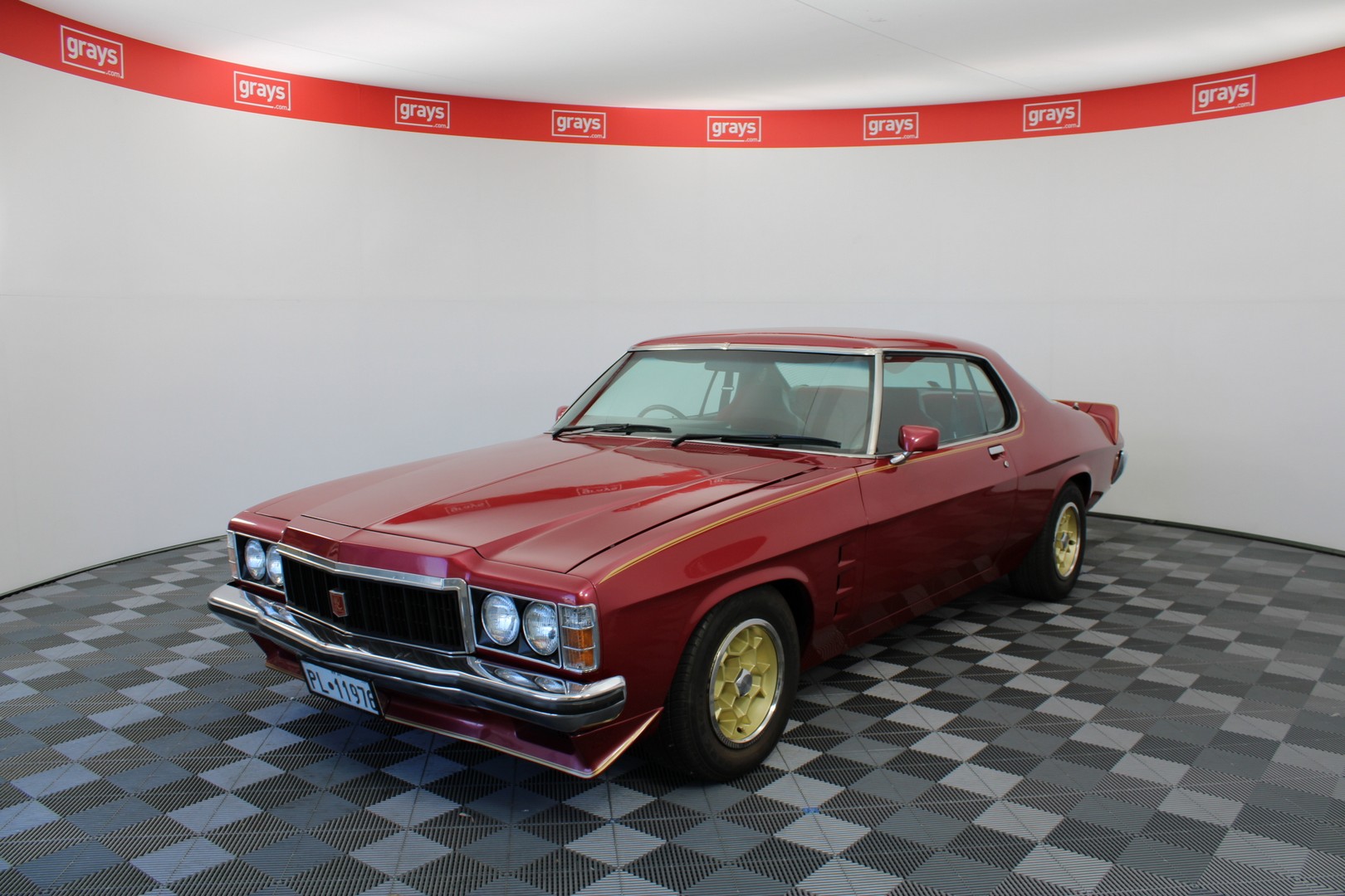1977 HOLDEN HX LE COUPE