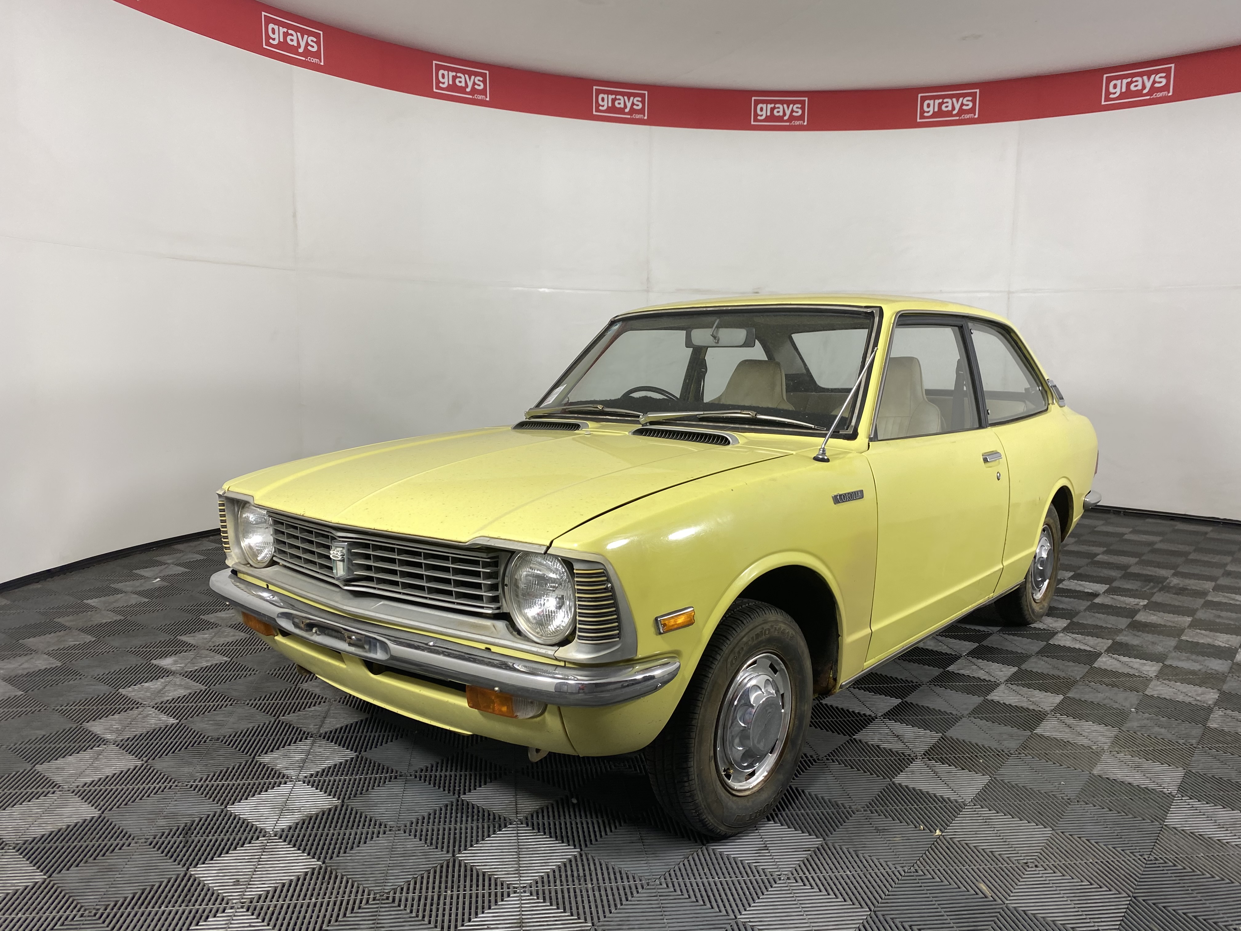 1974 TOYOTA COROLLA COUPE