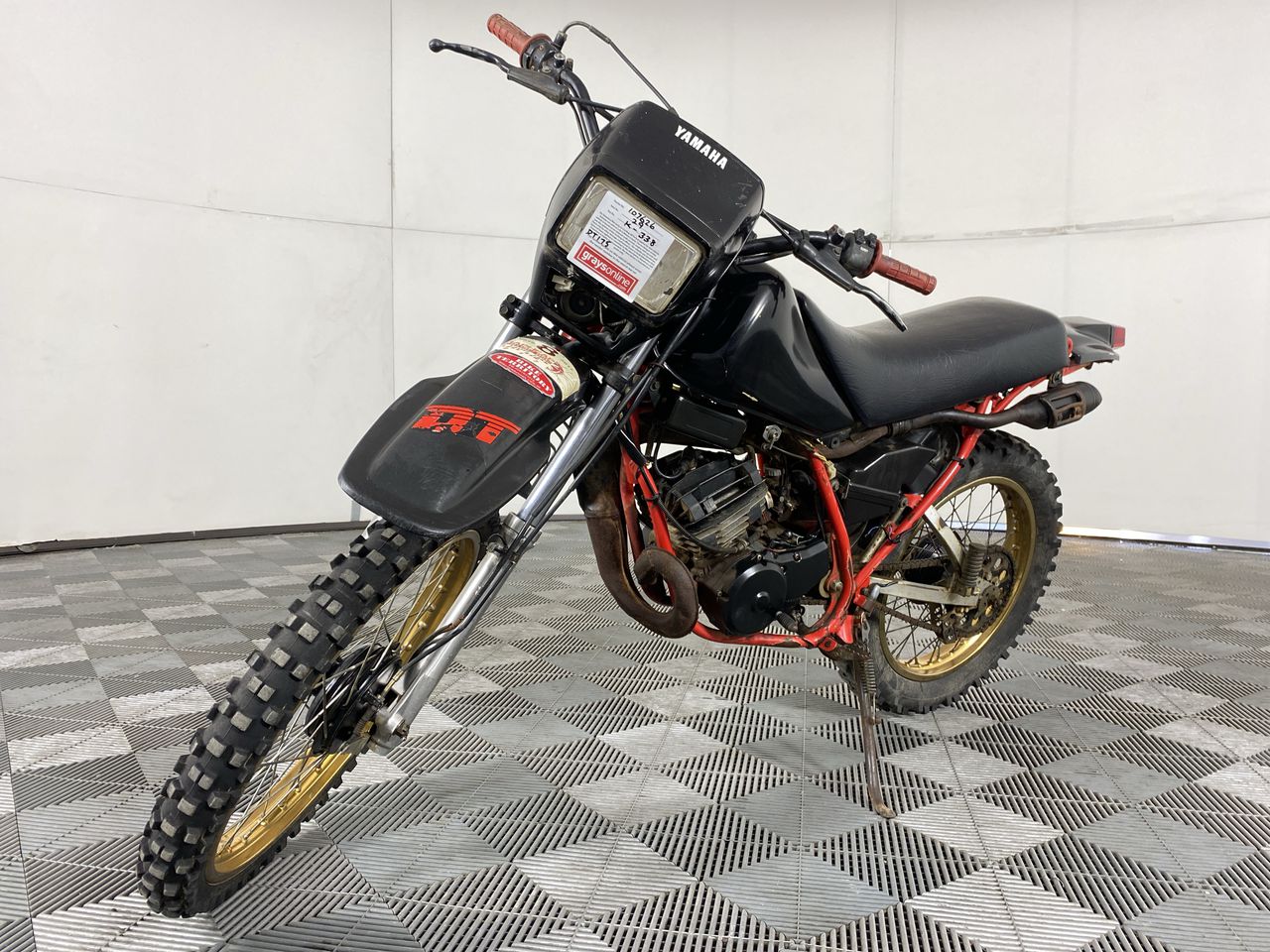 1991 YAMAHA DT 175 MOTORBIKE