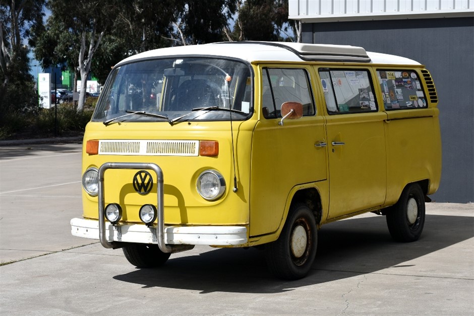 1975 VOLKSWAGEN KOMBI AUTOMATIC VAN