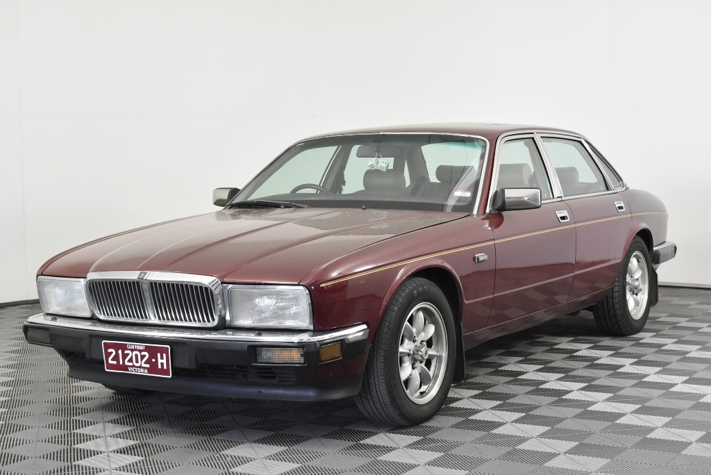 1988 JAGUAR SOVEREIGN SEDAN