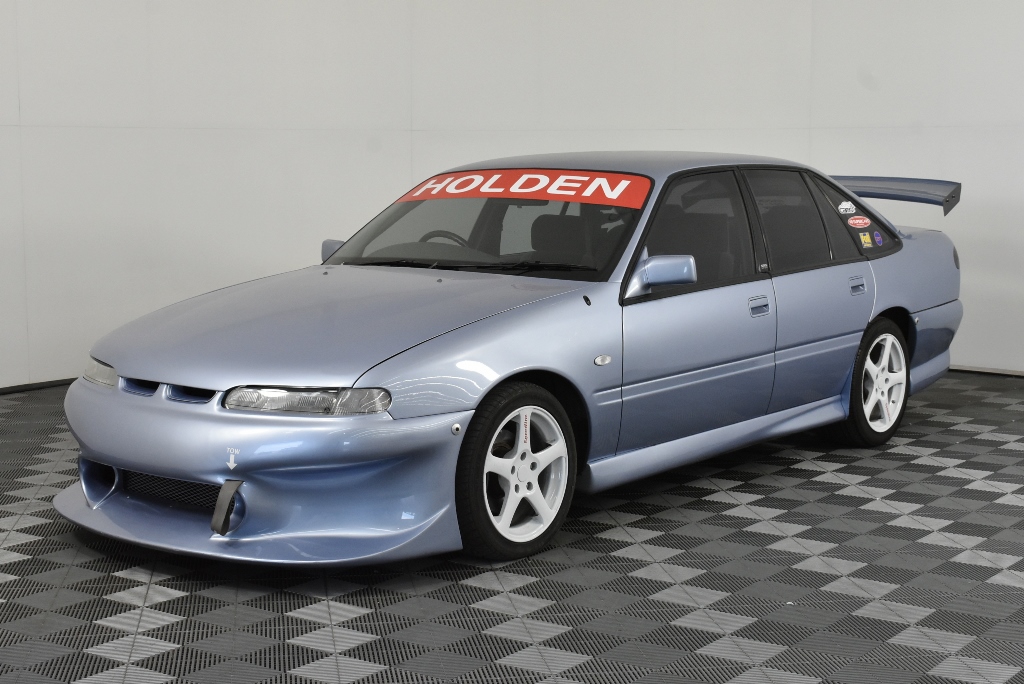 1995 HOLDEN COMMODORE VS EXECUTIVE SEDAN