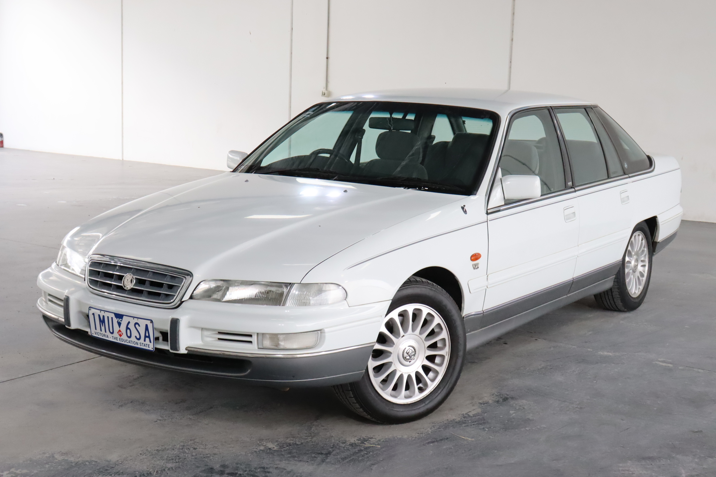 1997 HOLDEN STATESMAN VS SERIES II SEDAN