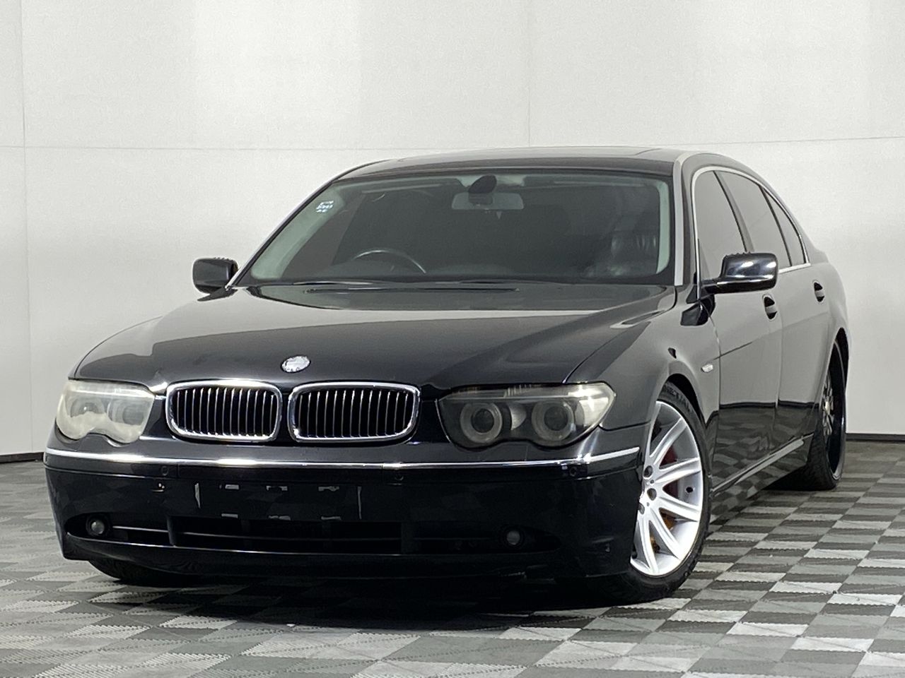 BMW 735LI SEDAN