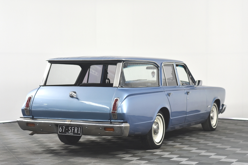 1967 CHRYSLER VALIANT SAFARI MANUAL WAGON