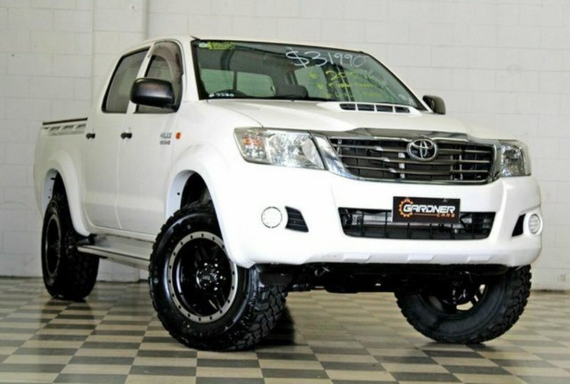 2012 TOYOTA HILUX SR (4x4) KUN26R MY12