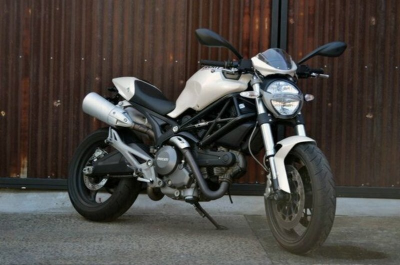 2009 DUCATI Monster 696 2009 696