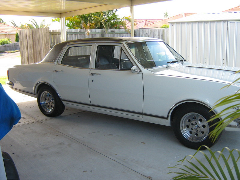 1968 HOLDEN BROUGHAM HK