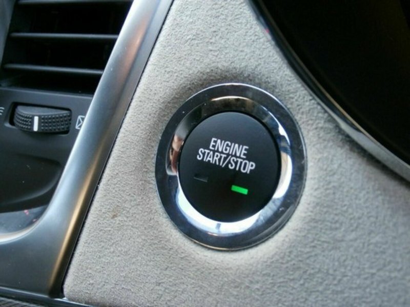 2014 HOLDEN CALAIS VF