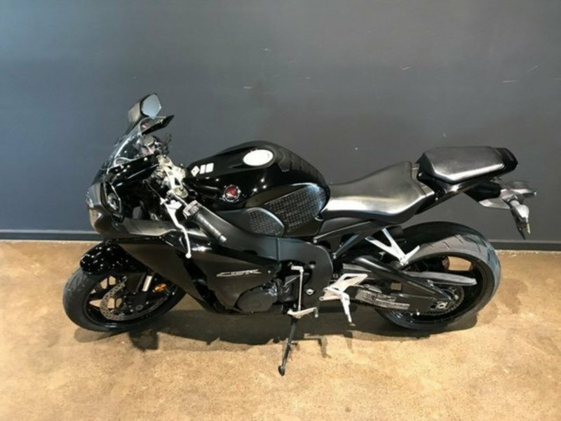 2009 HONDA CBR1000RR (fireblade)