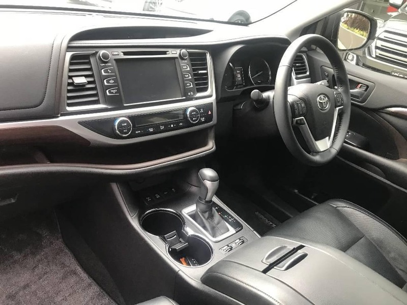 2016 TOYOTA KLUGER GRANDE GSU55R