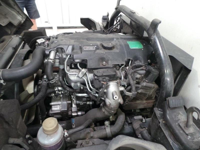 2009 FUSO CANTER