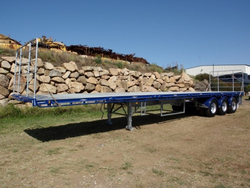 2004 Vawdrey Flat top Semi Trailer