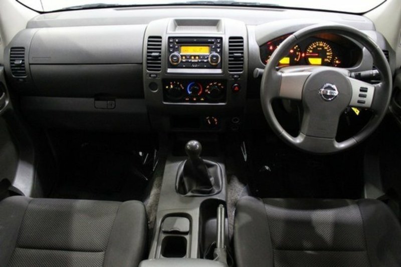 2012 NISSAN NAVARA RX (4x4) D40 MY11
