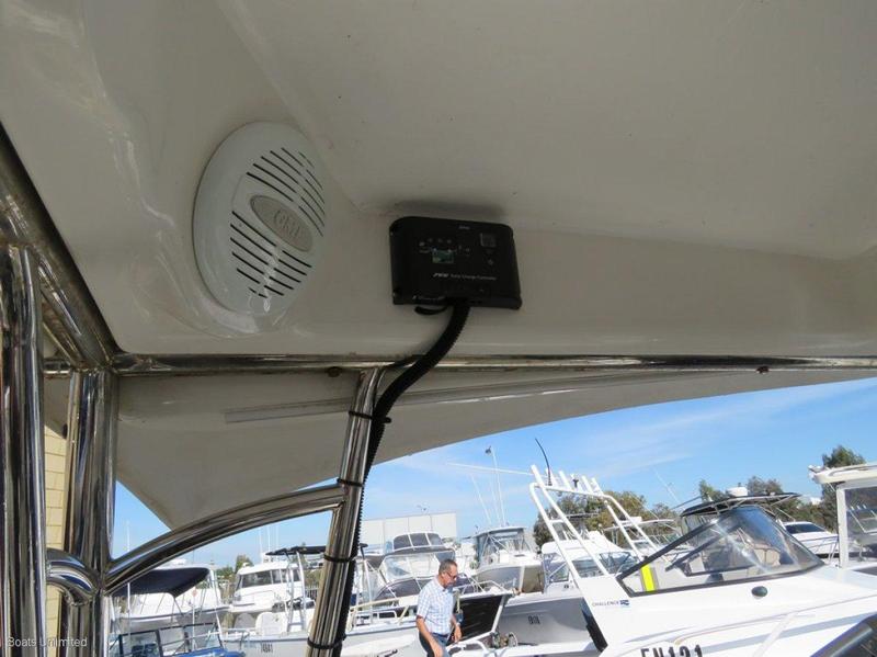 Haines Signature 632f WALK AROUND BIG VOLUME BOAT GREAT FISHING N FAMILY