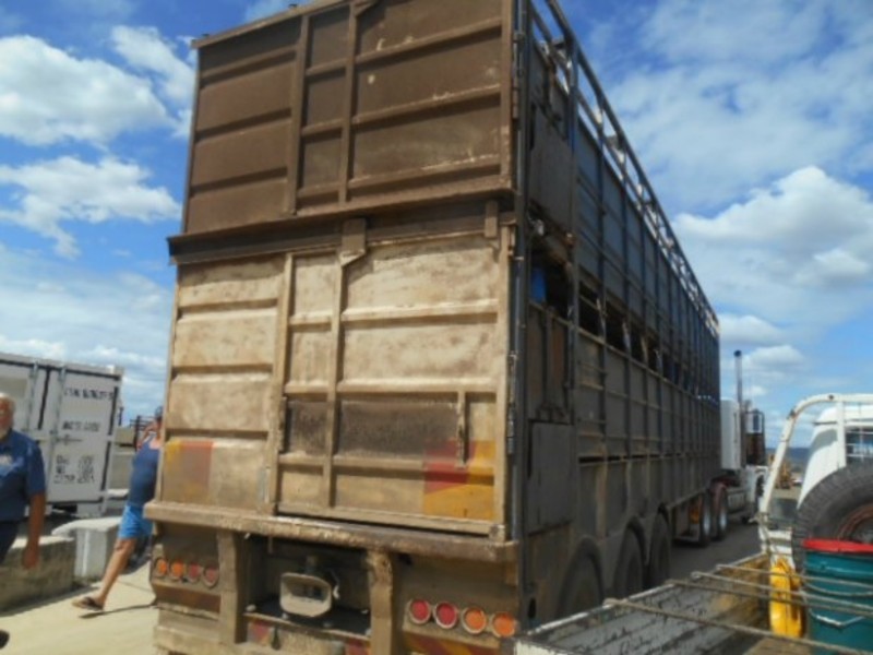 2005 Warrego Live Double Decker Stock Crate