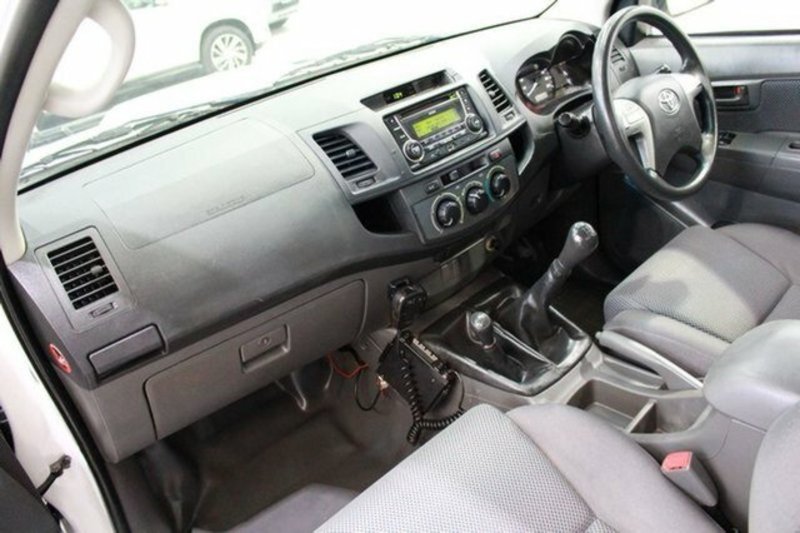 2012 TOYOTA HILUX SR (4x4) KUN26R MY12