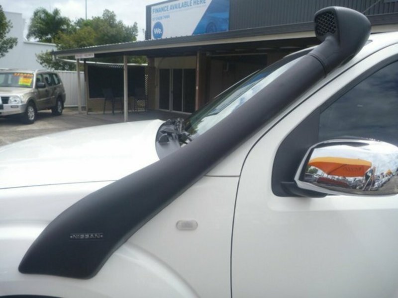 2007 NISSAN NAVARA ST-X (4x4) D40
