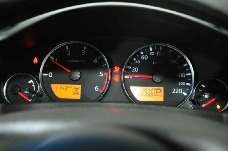 2006 NISSAN PATHFINDER ST (4x4) R51
