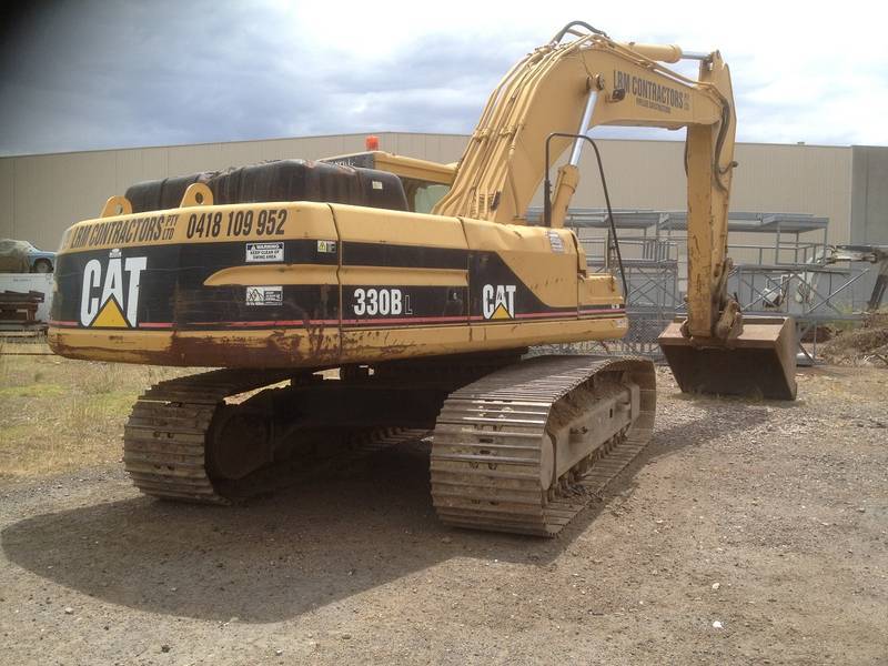 2001 CATERPILLER EXCAVATOR 330BL