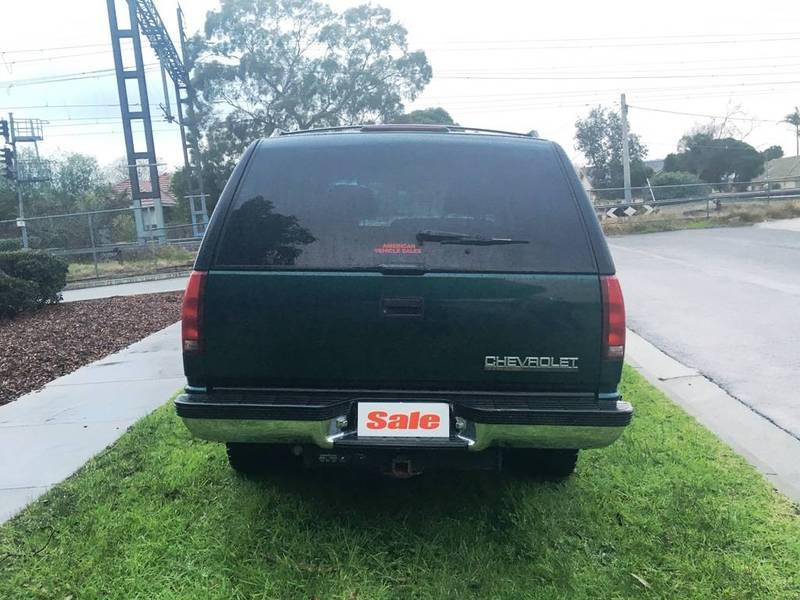 1998 HOLDEN SUBURBAN 1500 LT 4X4 K8