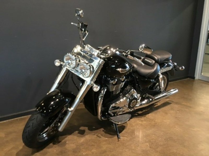 2016 TRIUMPH Thunderbird Commander